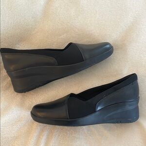 Clark’s Comfort Collection Black Wedge Shoes